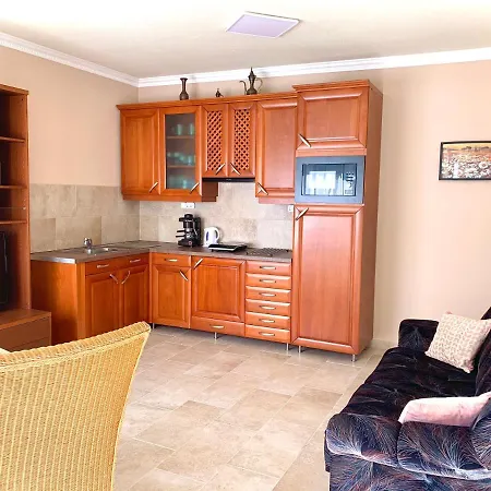 Balaton Apartman Balatonfoldvar Exterior photo